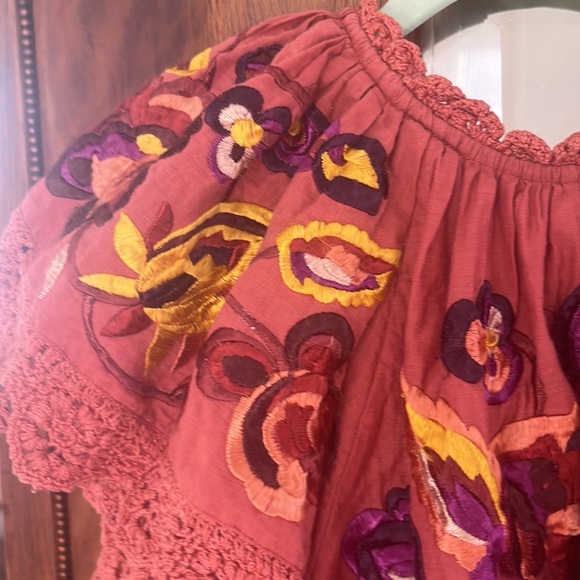 Ulla Johnson “Rumer” Embroidered Top - Picture 4 of 4